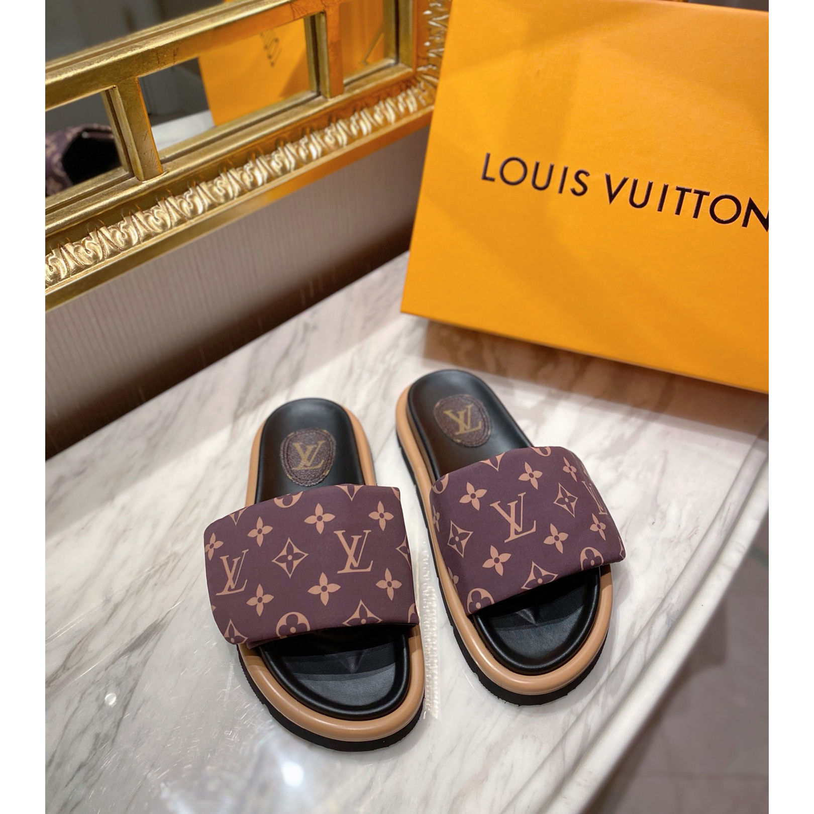 Louis Vuitton Pool Pillow Comfort Mules - EUR FASHION