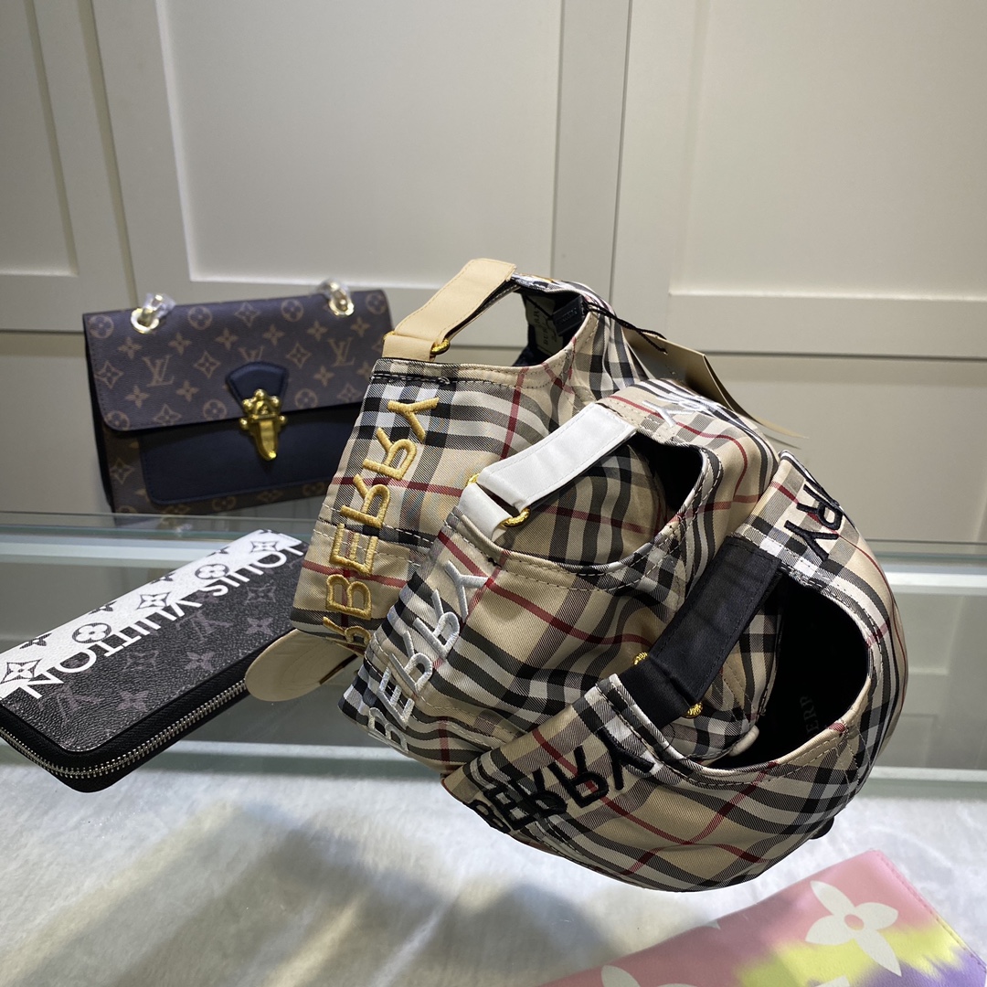 Burberry Baseballkappe mit Monogrammmotiv und Streifenmuster - EUR FASHION