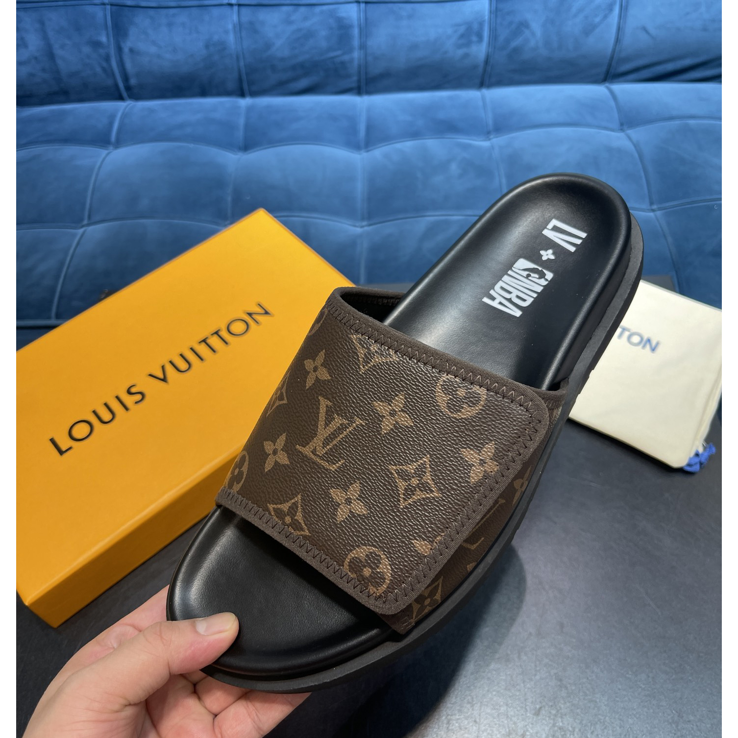 Louis Vuitton x NBA-Monogramm-Slipper - EUR FASHION