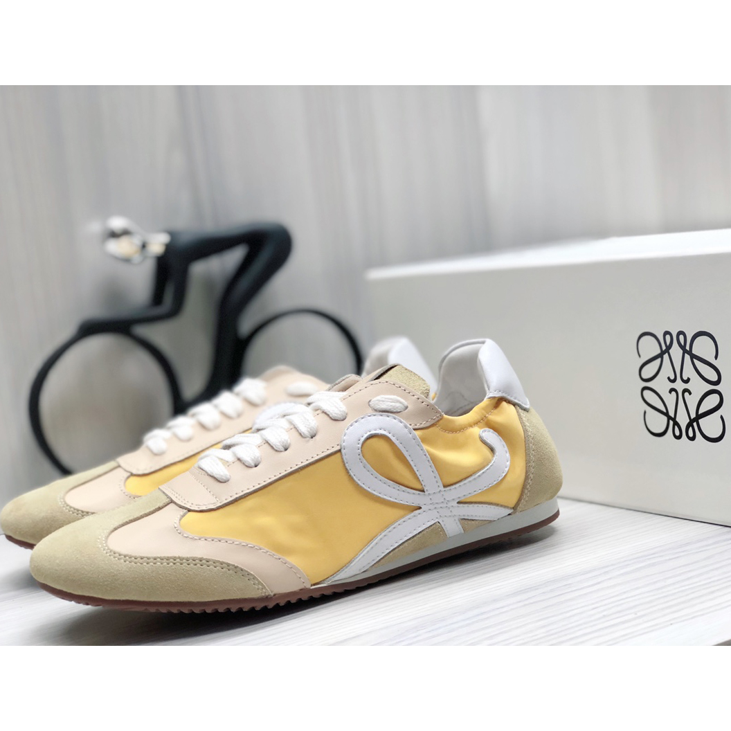 Loewe Ballettläufer aus Nylon und Kalbsleder - EUR FASHION