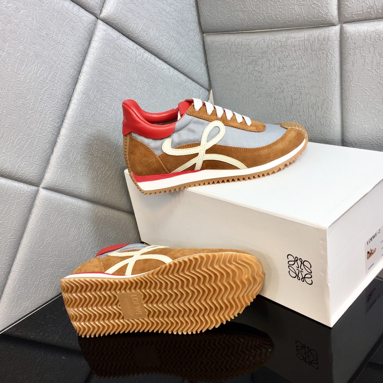 Loewe Flow Runner aus Kalbsleder - EUR FASHION