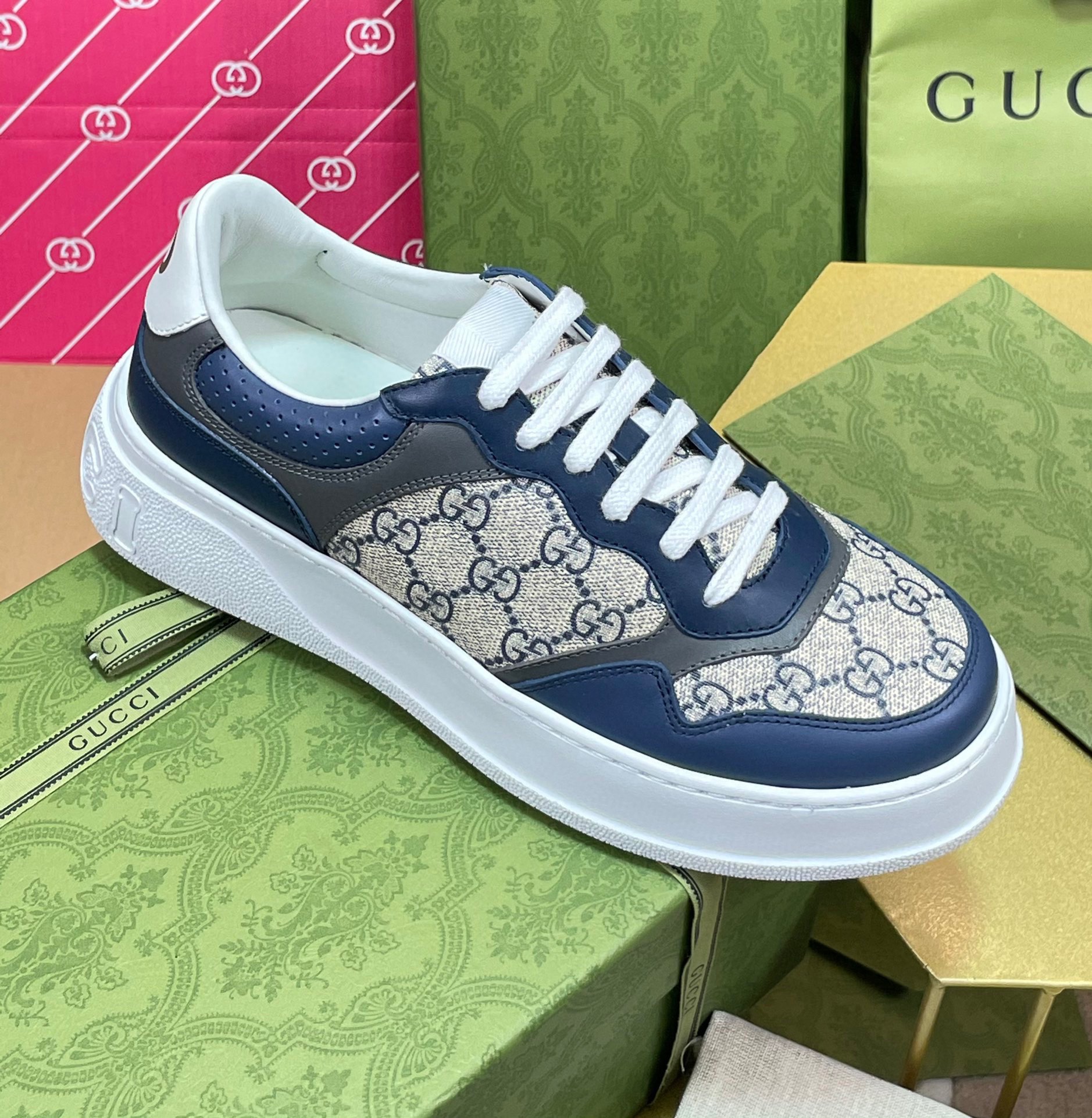 Gucci GG Sneaker (in britischer Größe) - EUR FASHION