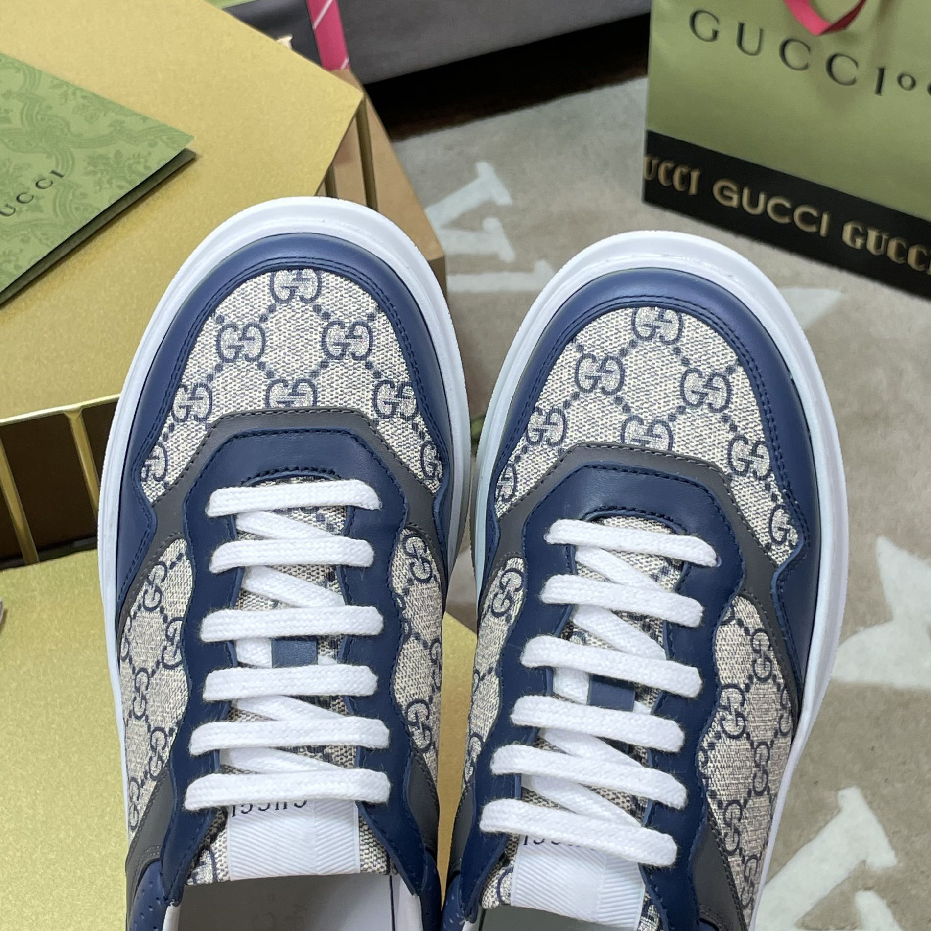 Gucci GG Sneaker (in britischer Größe) - EUR FASHION