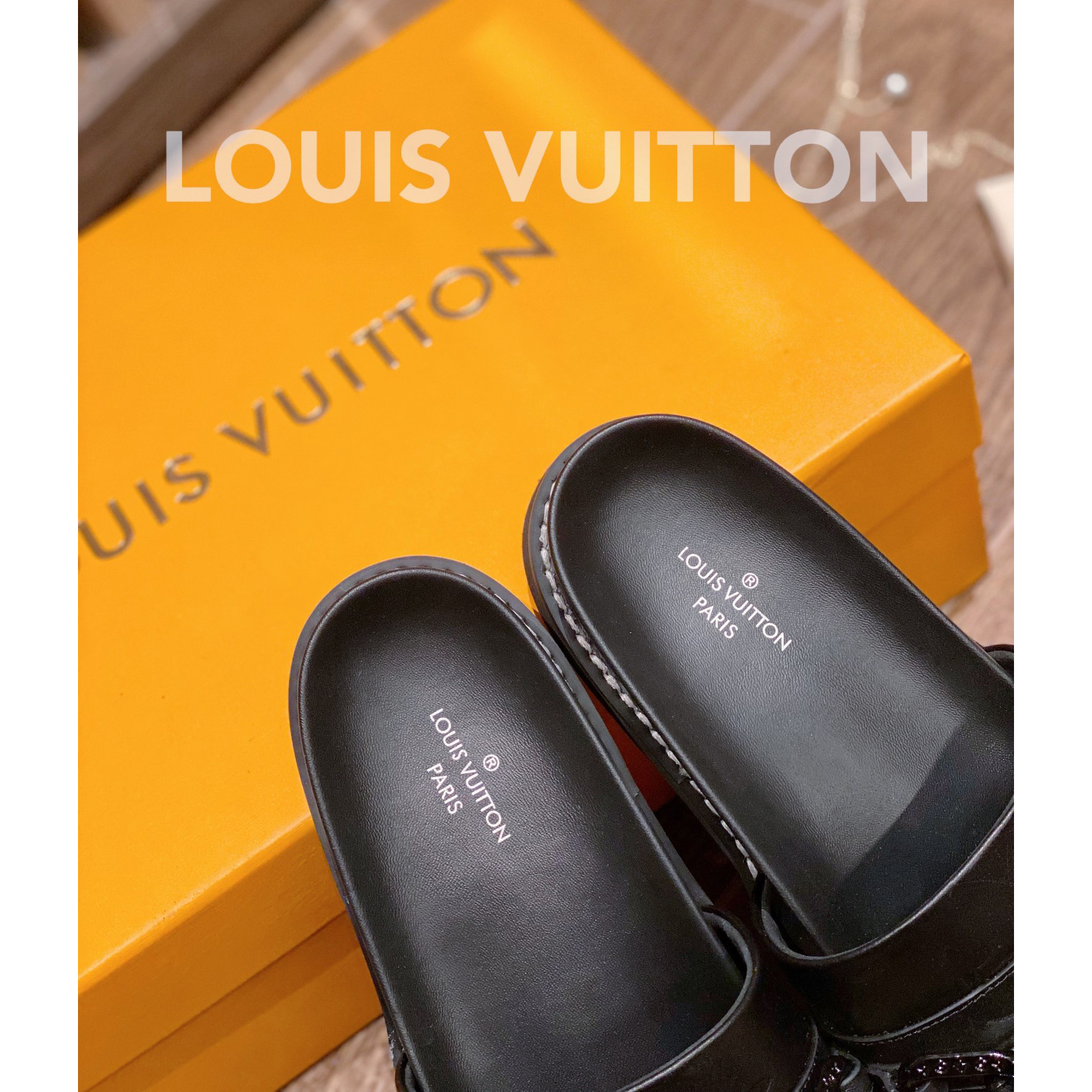 Louis Vuitton-Monogramm-Slipper - EUR FASHION