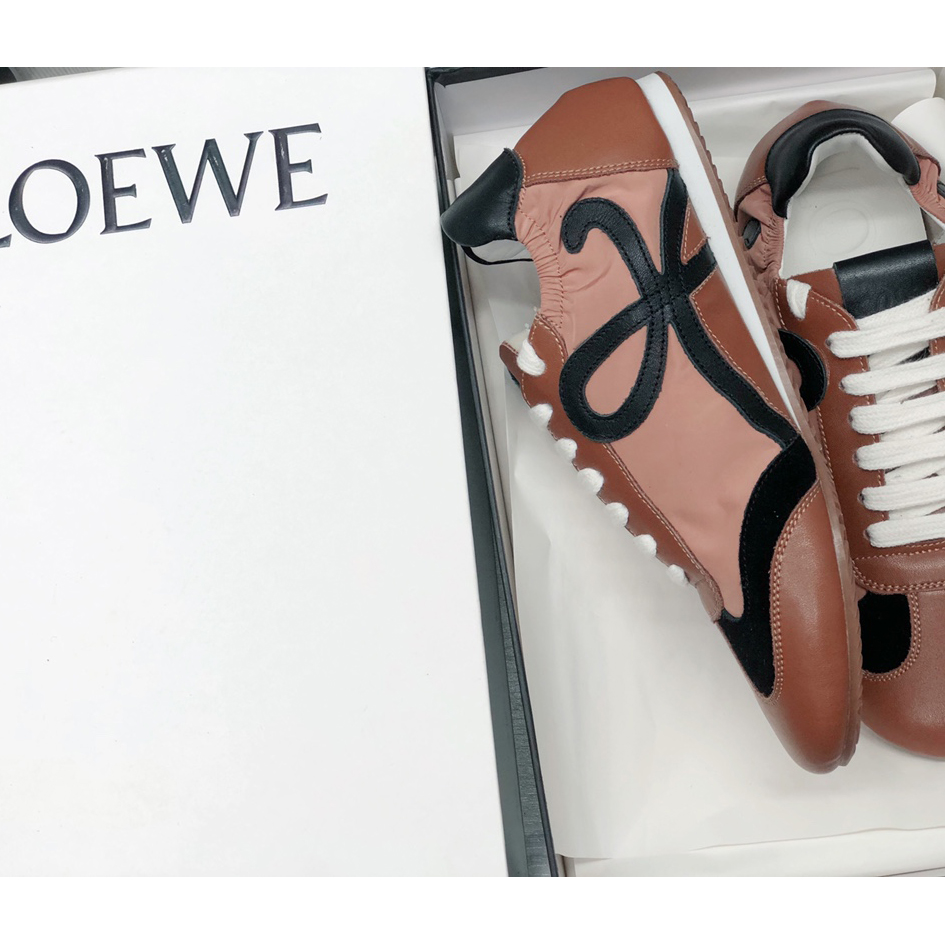 Loewe Ballettläufer aus Nylon und Kalbsleder - EUR FASHION