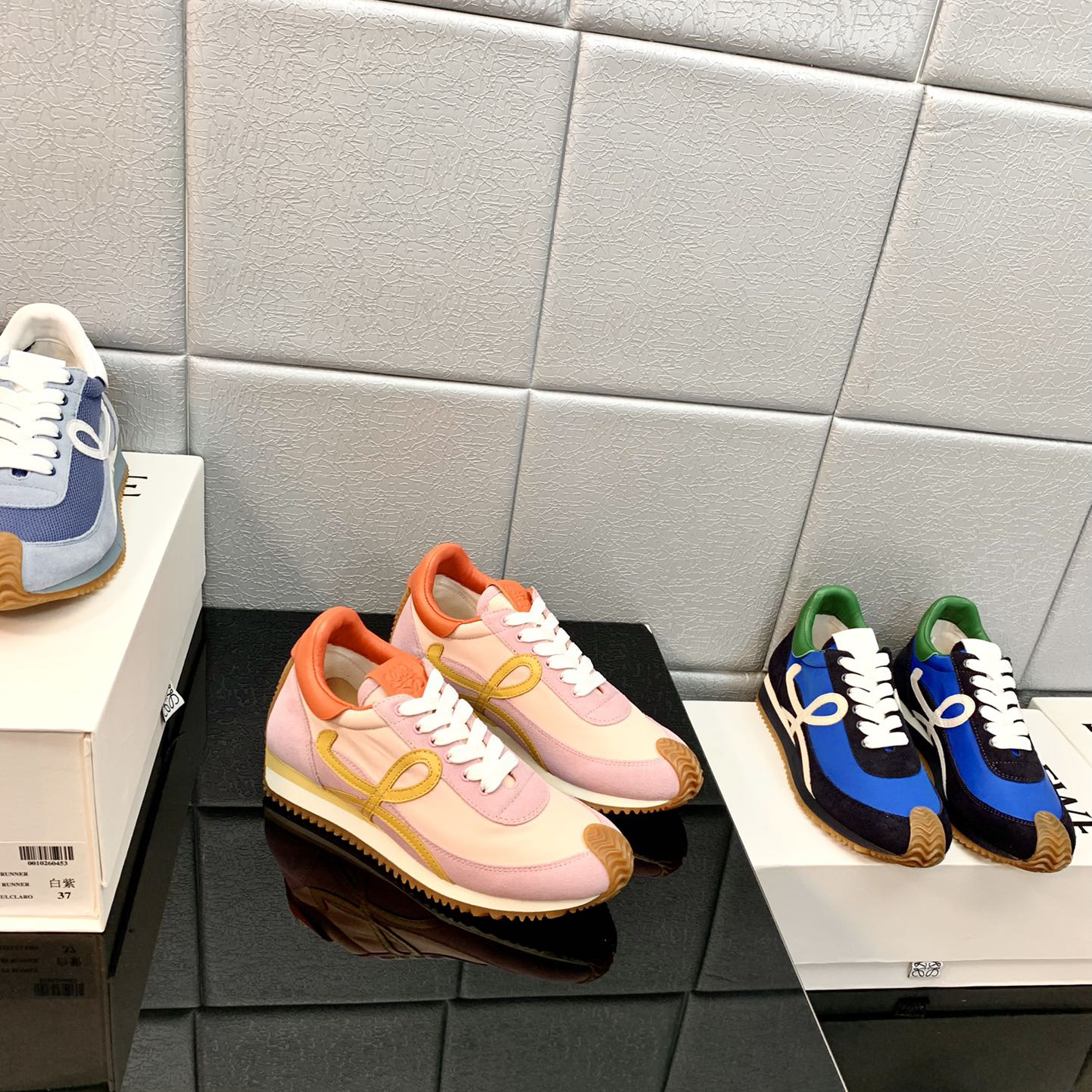Loewe Flow Runner aus technischem Mesh und Wildleder - EUR FASHION