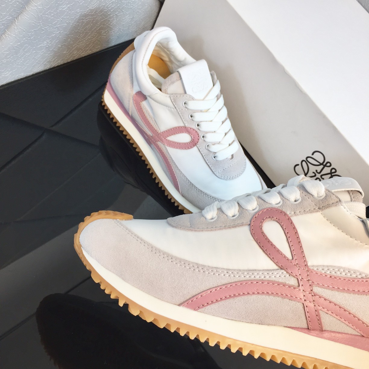 Loewe Flow Runner aus Kalbsleder - EUR FASHION