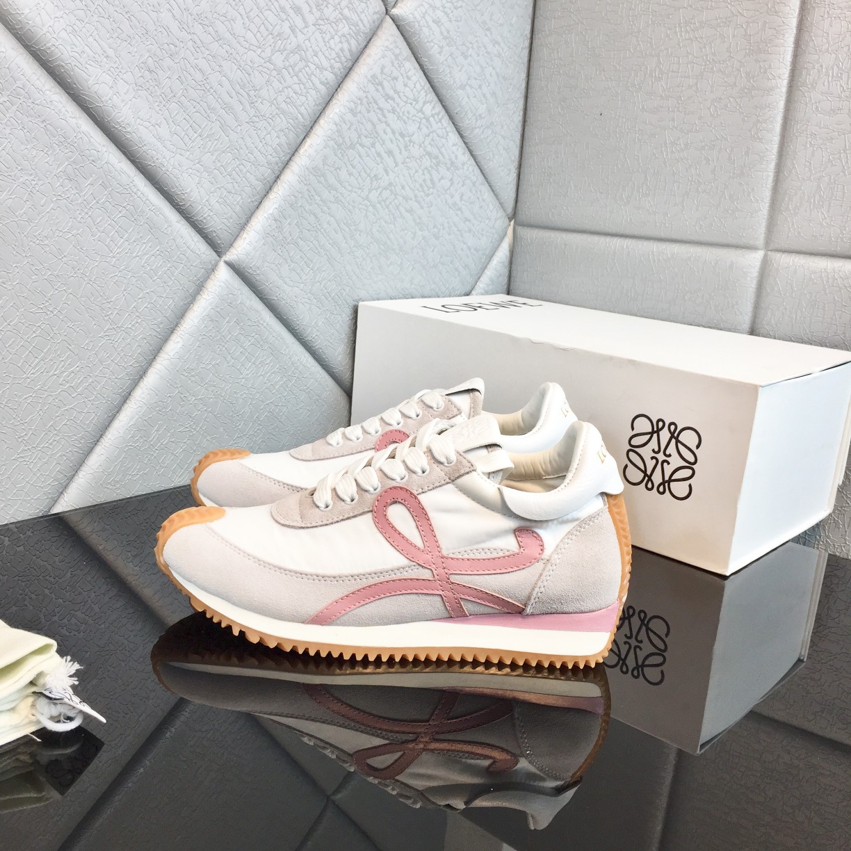Loewe Flow Runner aus Kalbsleder - EUR FASHION