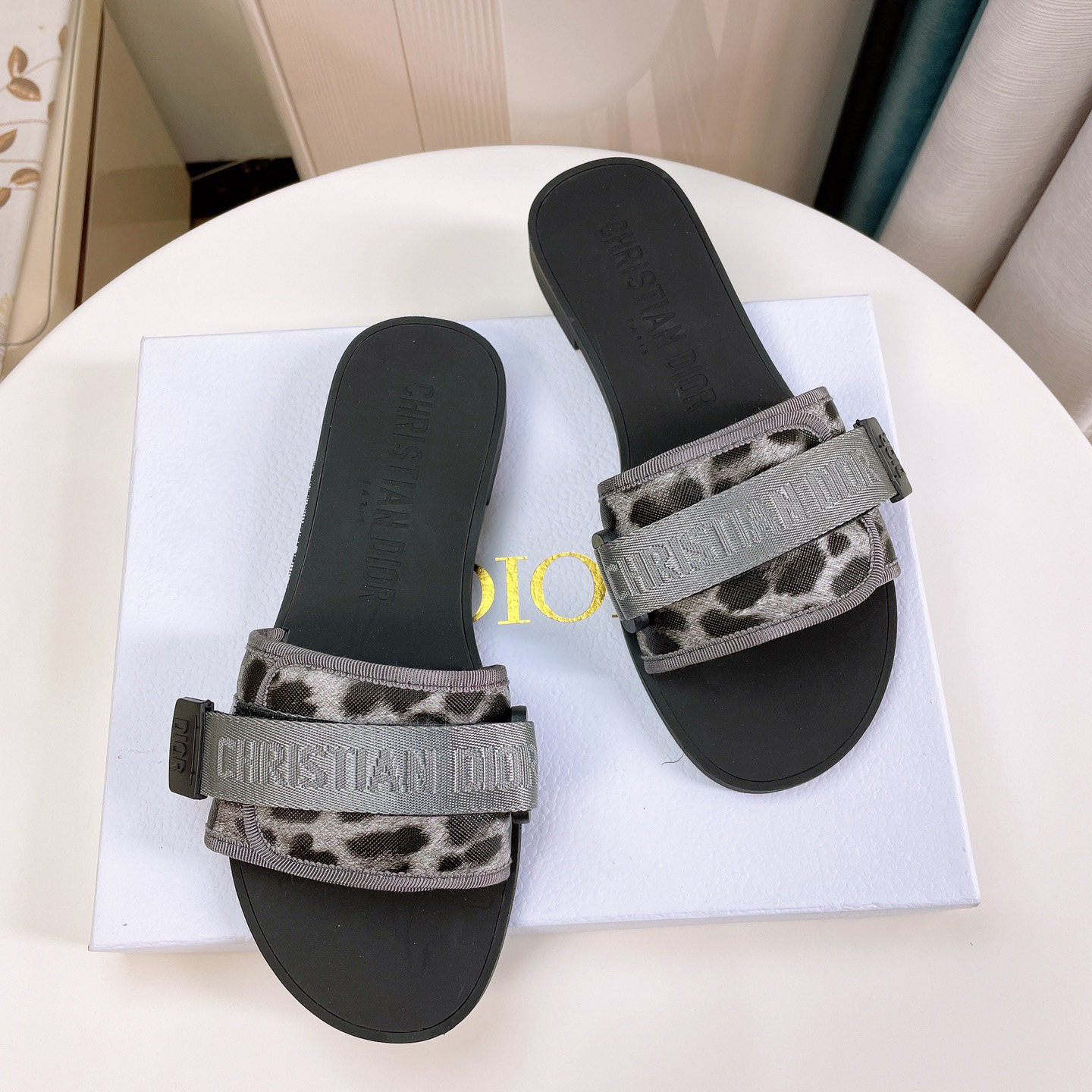 Dior Damen-Slides - EUR FASHION