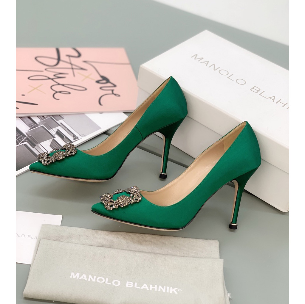Manolo Blahnik Grüne Hangisi-Pumps mit Schnalle - EUR FASHION