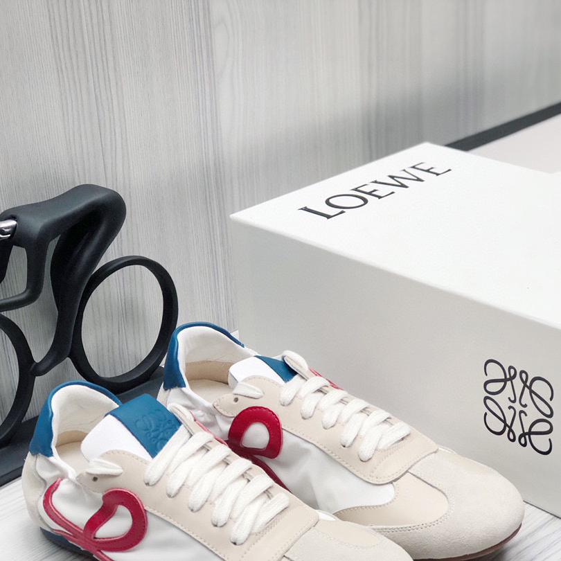Loewe Ballettläufer aus Nylon und Kalbsleder - EUR FASHION