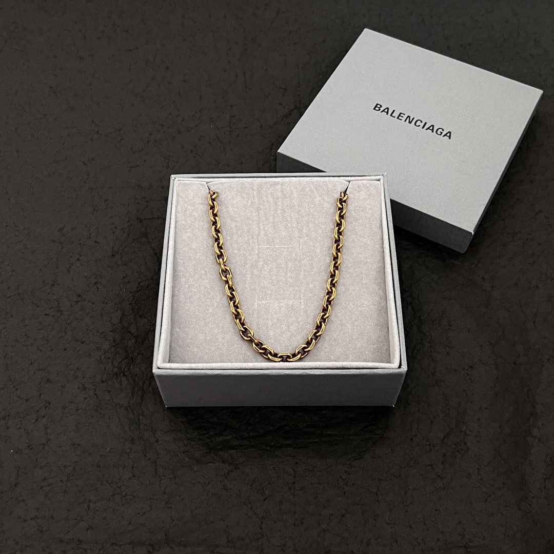 Balenciaga Halskette im Vintage-Stil - EUR FASHION
