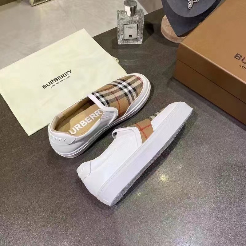 Burberry-Loafer mit Vintage-Check - EUR FASHION