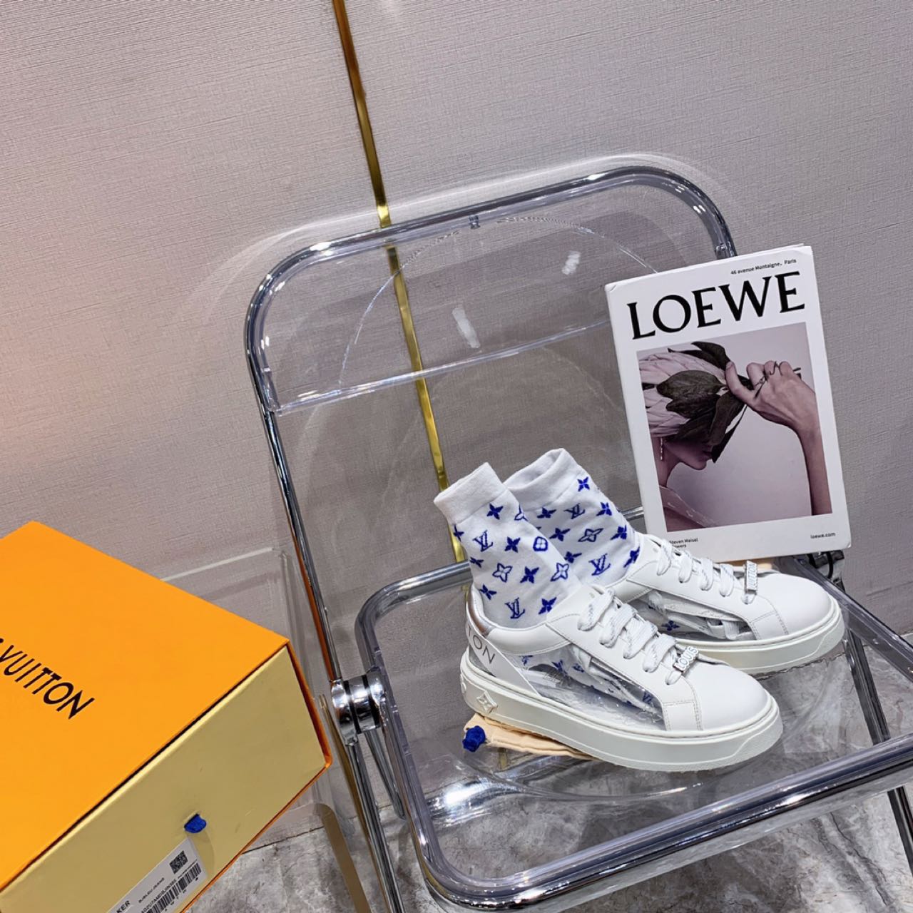 Louis Vuitton Time Out PVC-Sneaker mit transparentem Logo - EUR FASHION