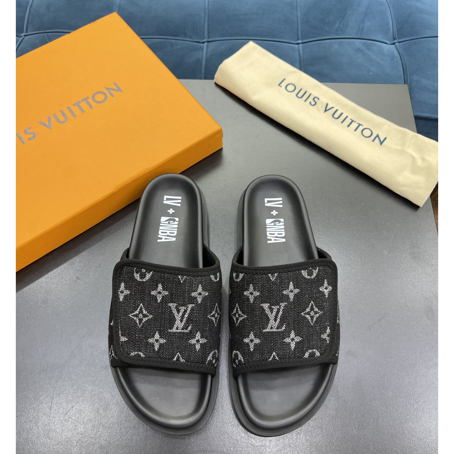 Louis Vuitton x NBA-Monogramm-Slipper - EUR FASHION