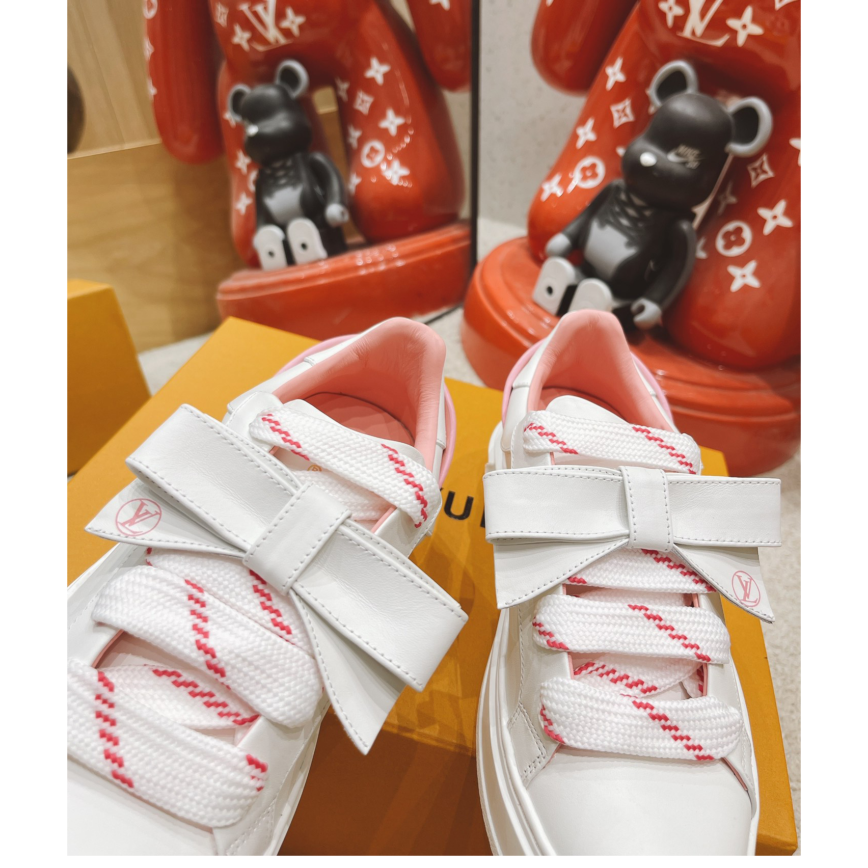 Sneaker mit Louis Vuitton-Logo - EUR FASHION