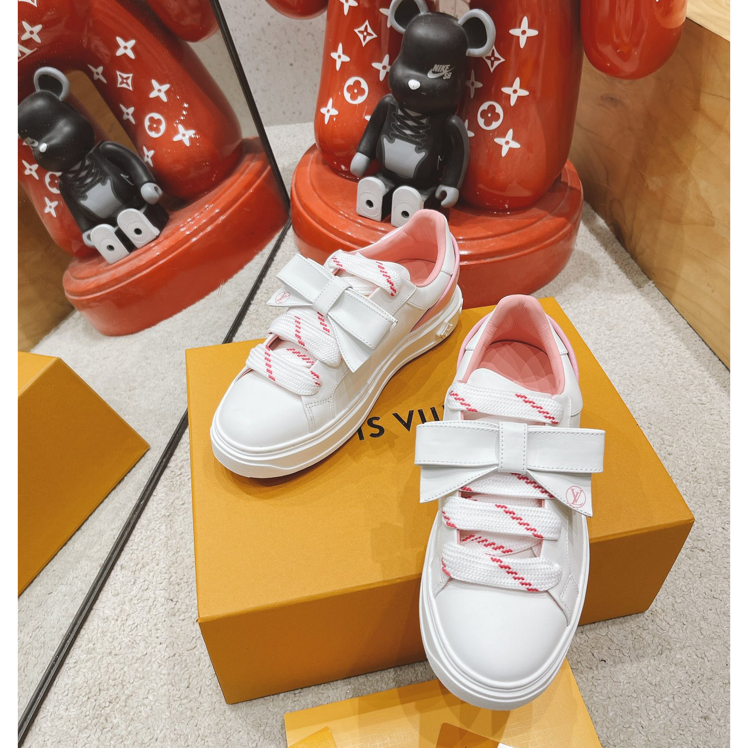 Sneaker mit Louis Vuitton-Logo - EUR FASHION