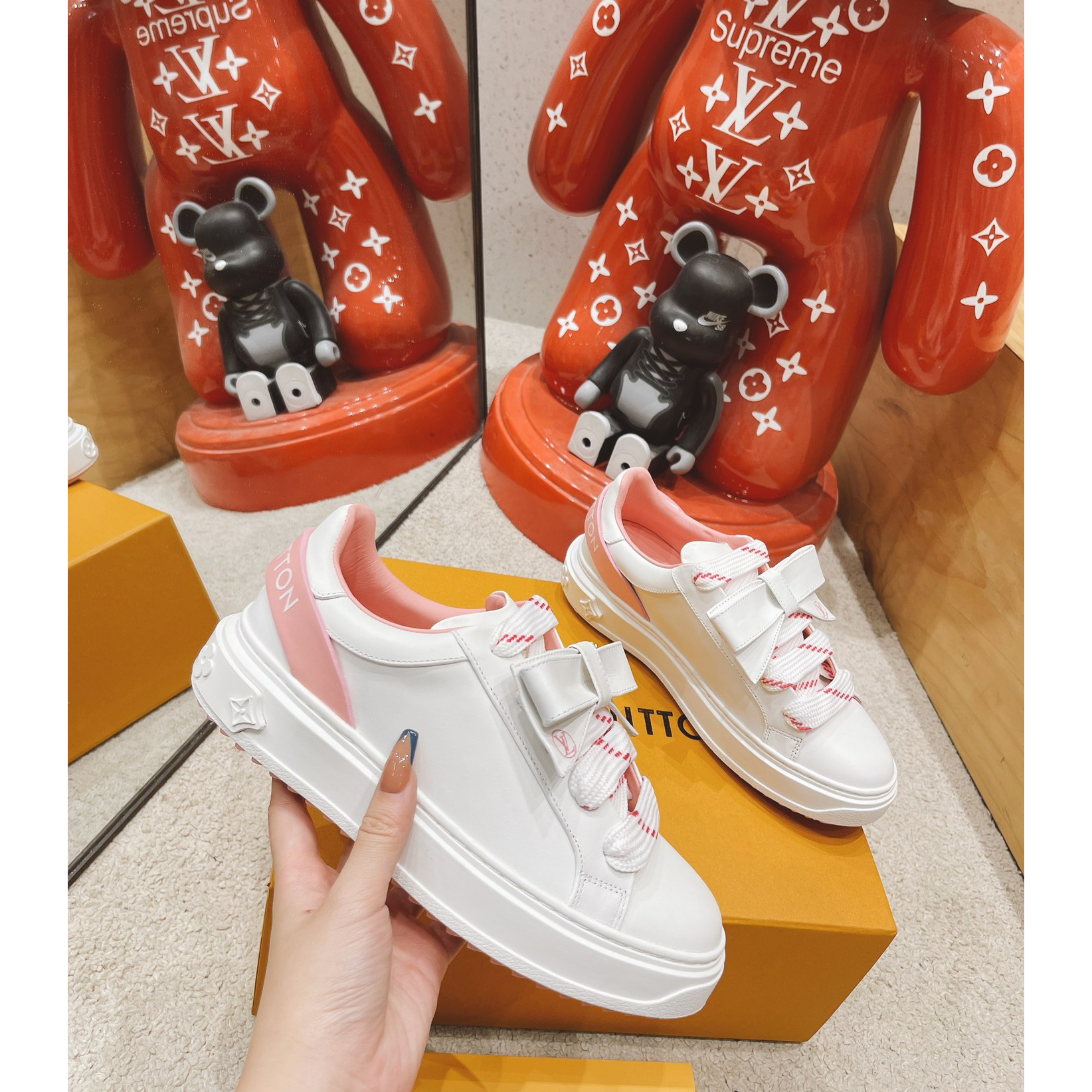 Sneaker mit Louis Vuitton-Logo - EUR FASHION