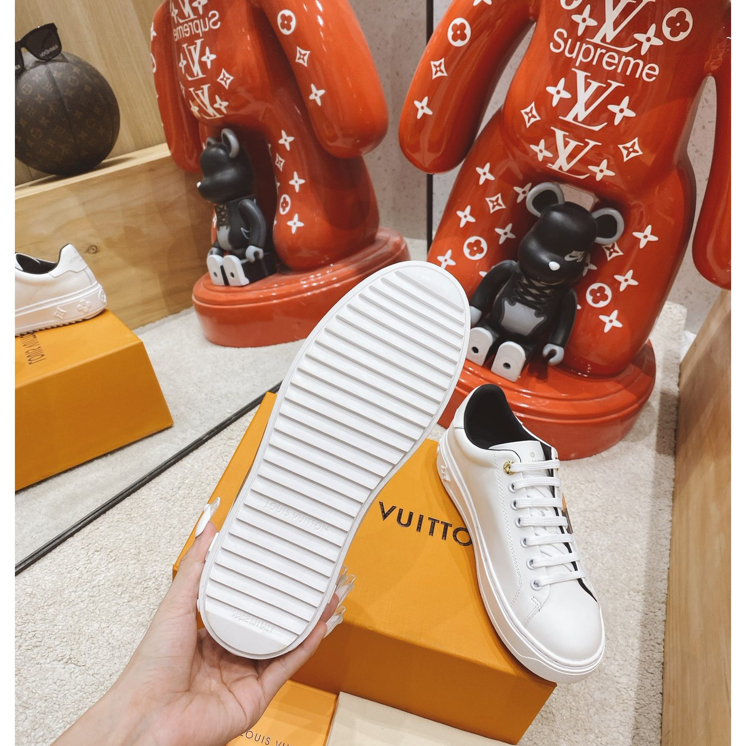 Sneaker mit Louis Vuitton-Logo - EUR FASHION