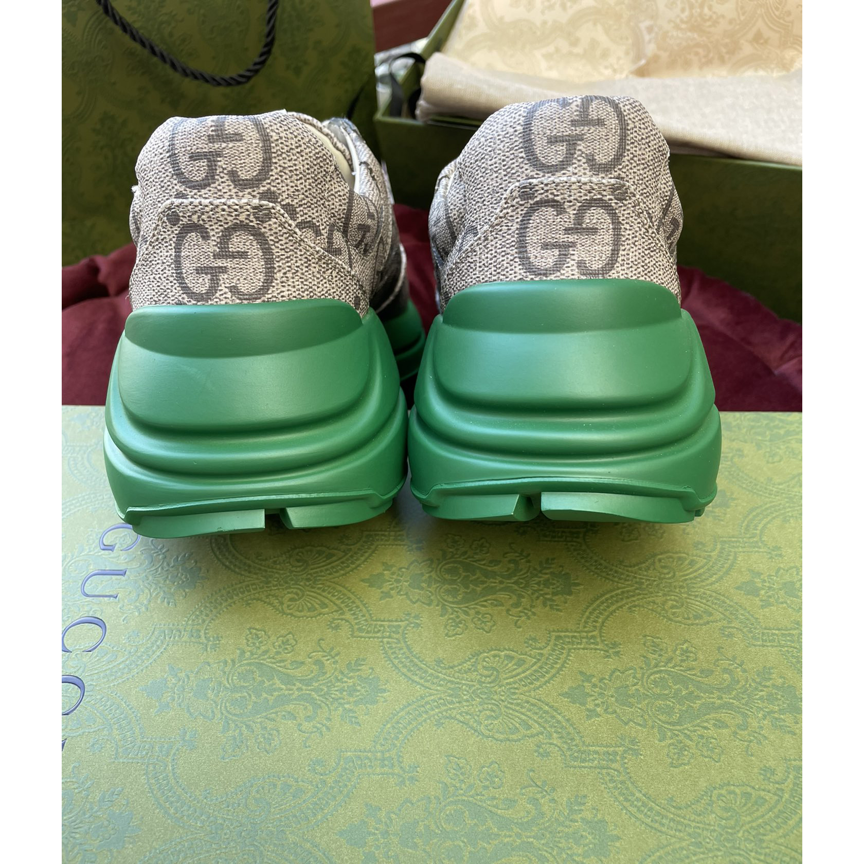 Gucci 100 Rhyton-Sneaker der Sonderserie - EUR FASHION