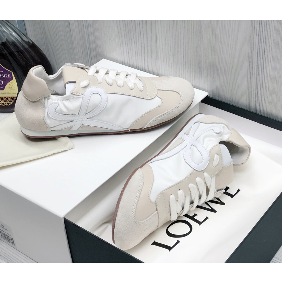 Loewe Ballettläufer aus Nylon und Kalbsleder - EUR FASHION
