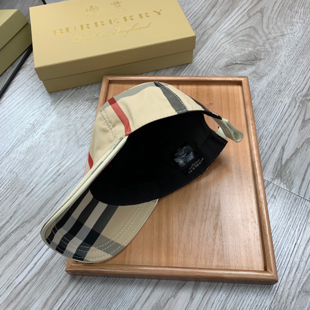Burberry Baseballkappe mit Vintage-Check und Symbolstreifen - EUR FASHION