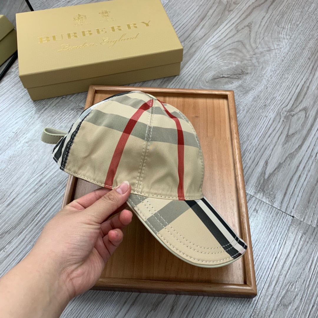 Burberry Baseballkappe mit Vintage-Check und Symbolstreifen - EUR FASHION