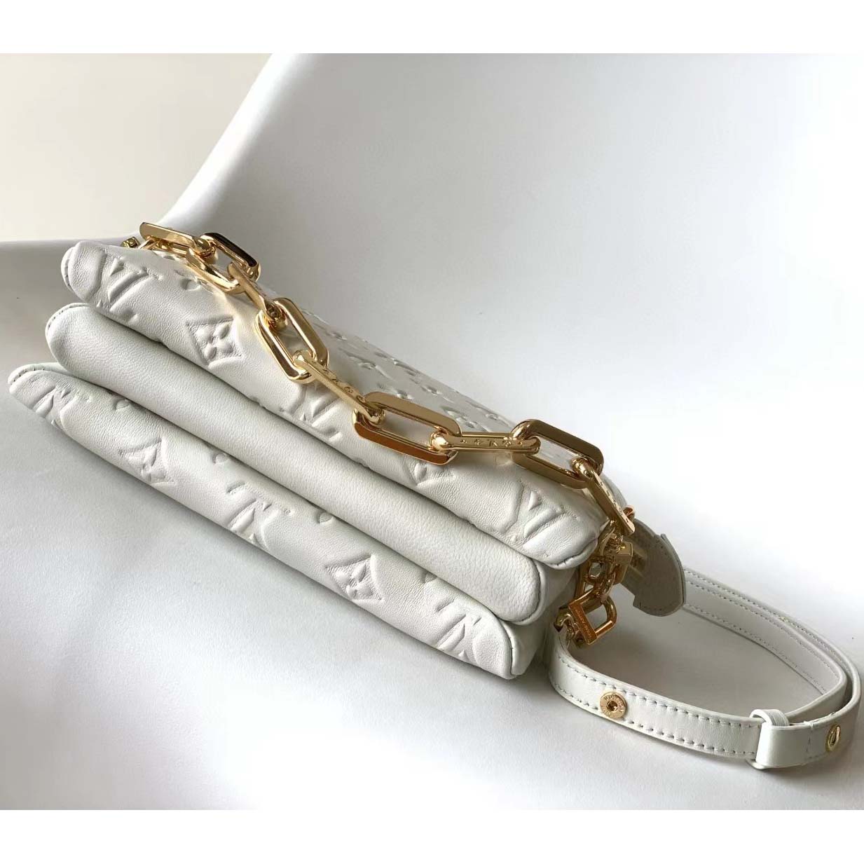 Louis Vuitton Coussin BB Handtasche (21-16-7cm) M20770 - EUR FASHION