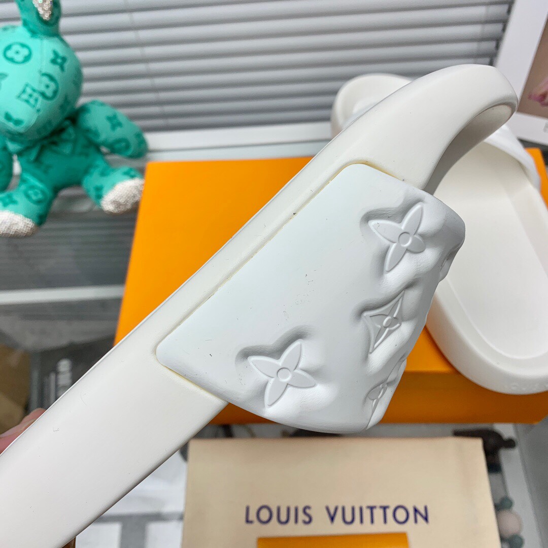 Louis Vuitton Waterfront Mule 1A9FK7 - EUR FASHION