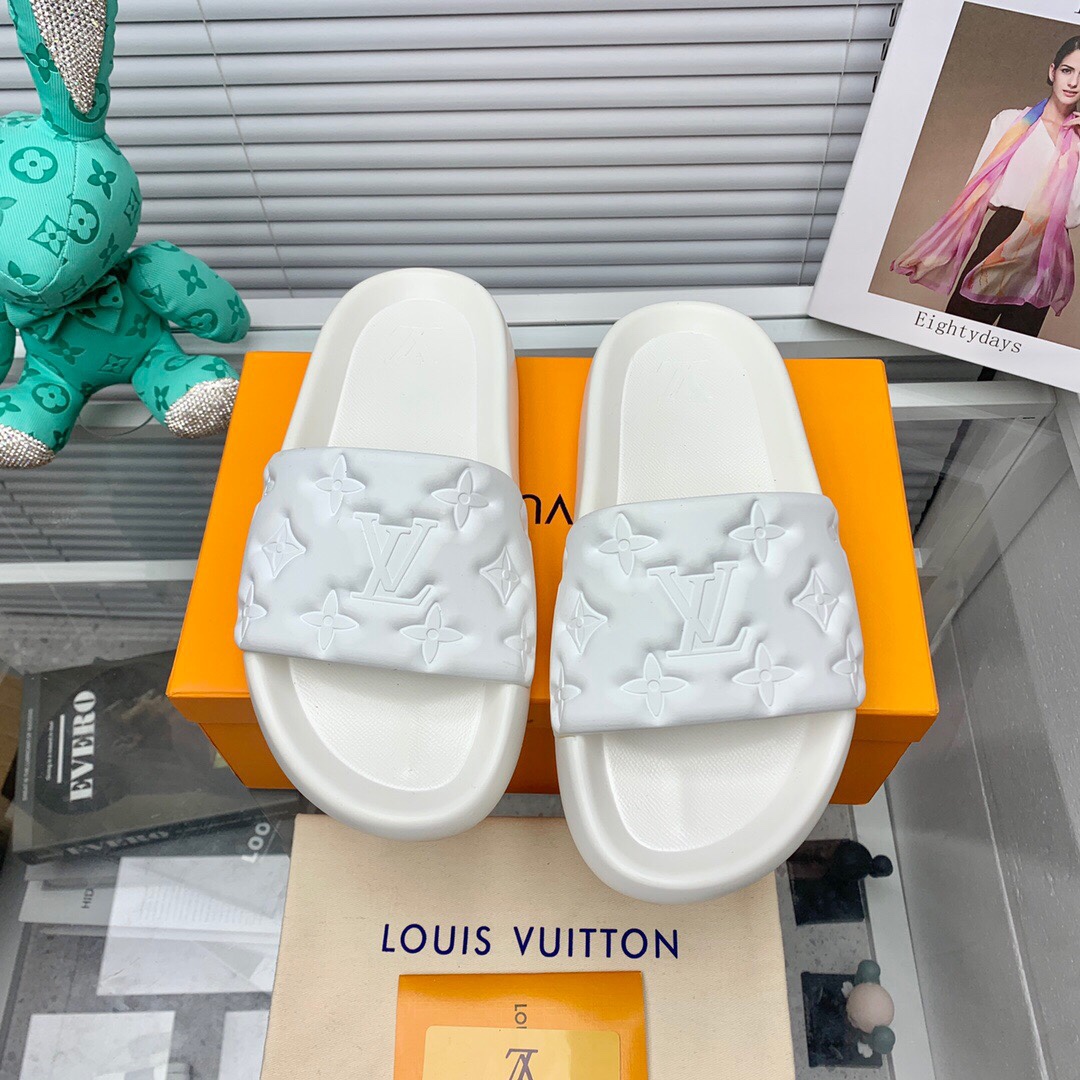 Louis Vuitton Waterfront Mule 1A9FK7 - EUR FASHION