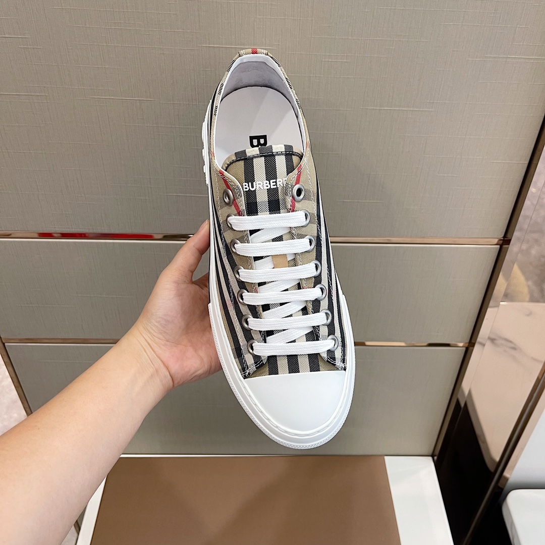 Burberry-Sneaker aus Baumwolle mit Karomuster - EUR FASHION