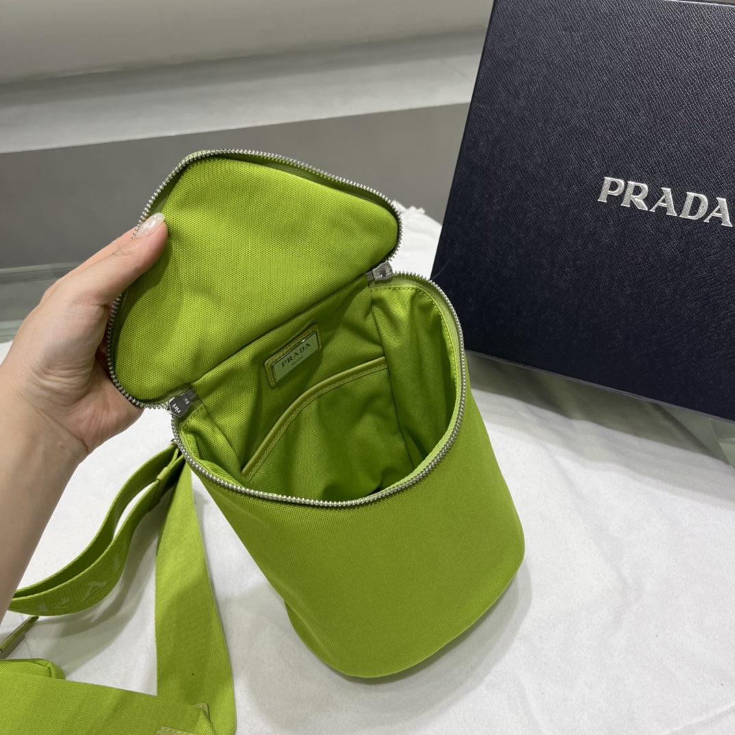 Prada Canvas-Umhängetasche (21–15–15 cm) 2VH147 - EUR FASHION