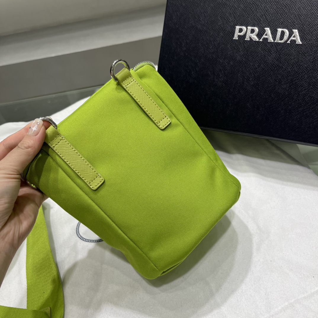 Prada Canvas-Umhängetasche (21–15–15 cm) 2VH147 - EUR FASHION