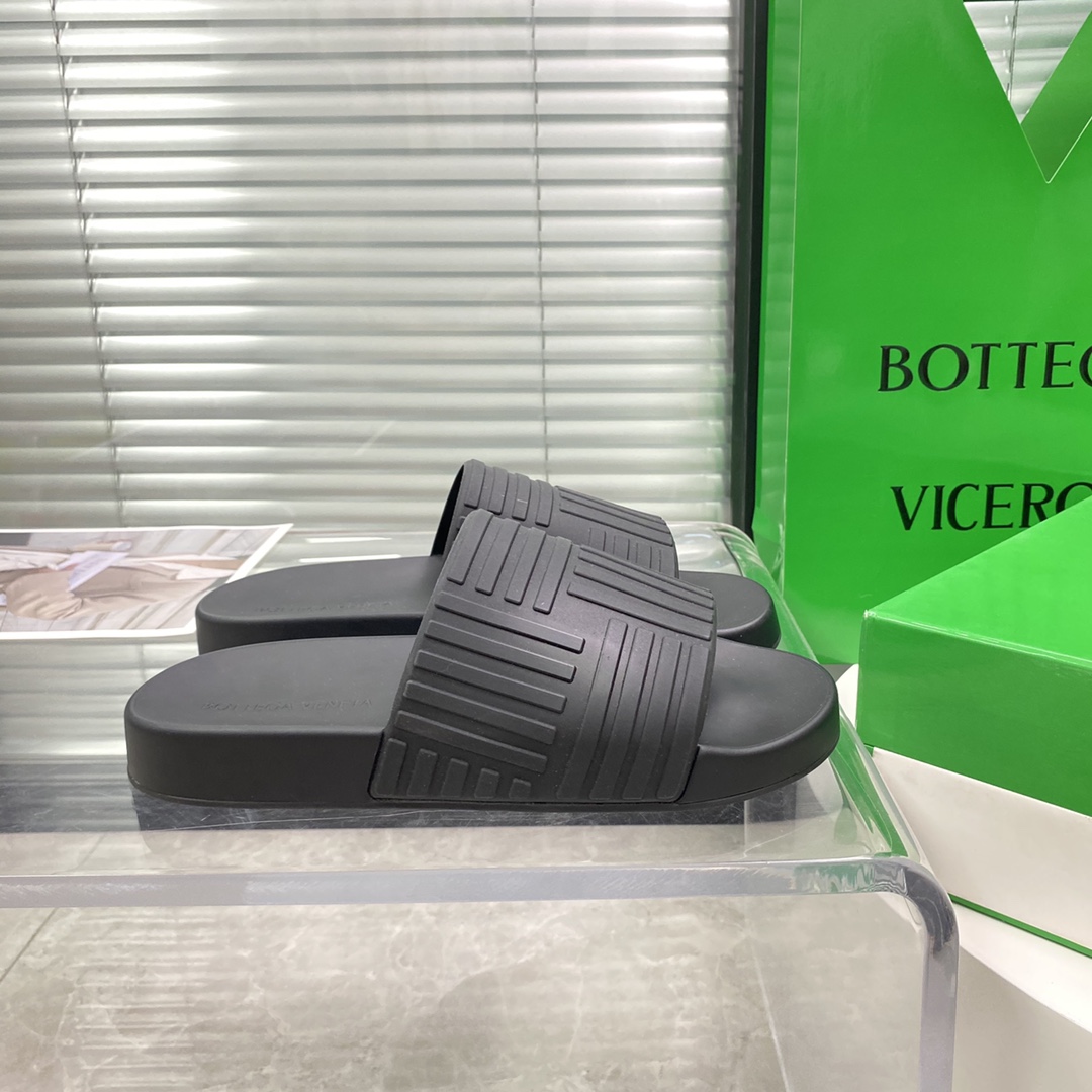 Pantoletten aus Gummi von Bottega Veneta - EUR FASHION