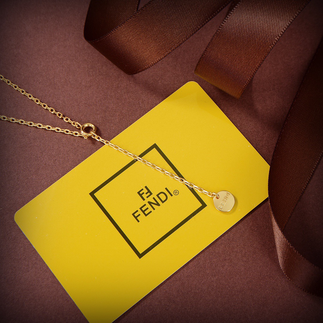 Fendi Signature goldfarbene Halskette - EUR FASHION