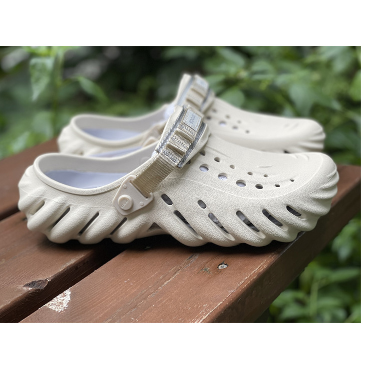 Salehe Bembury × CrocsPollex Clog „Cucumber“ - EUR FASHION