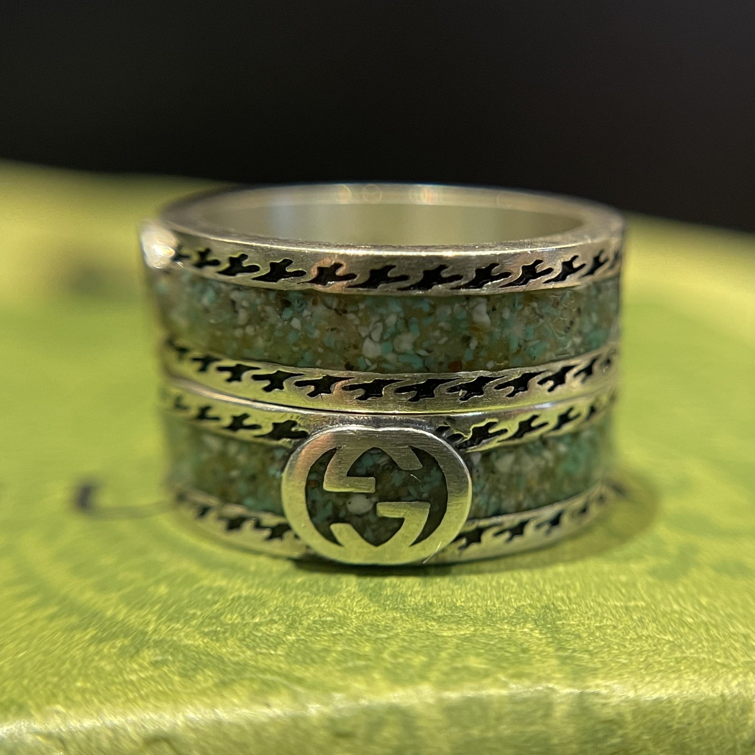 Gucci-Ring mit ineinandergreifendem G - EUR FASHION