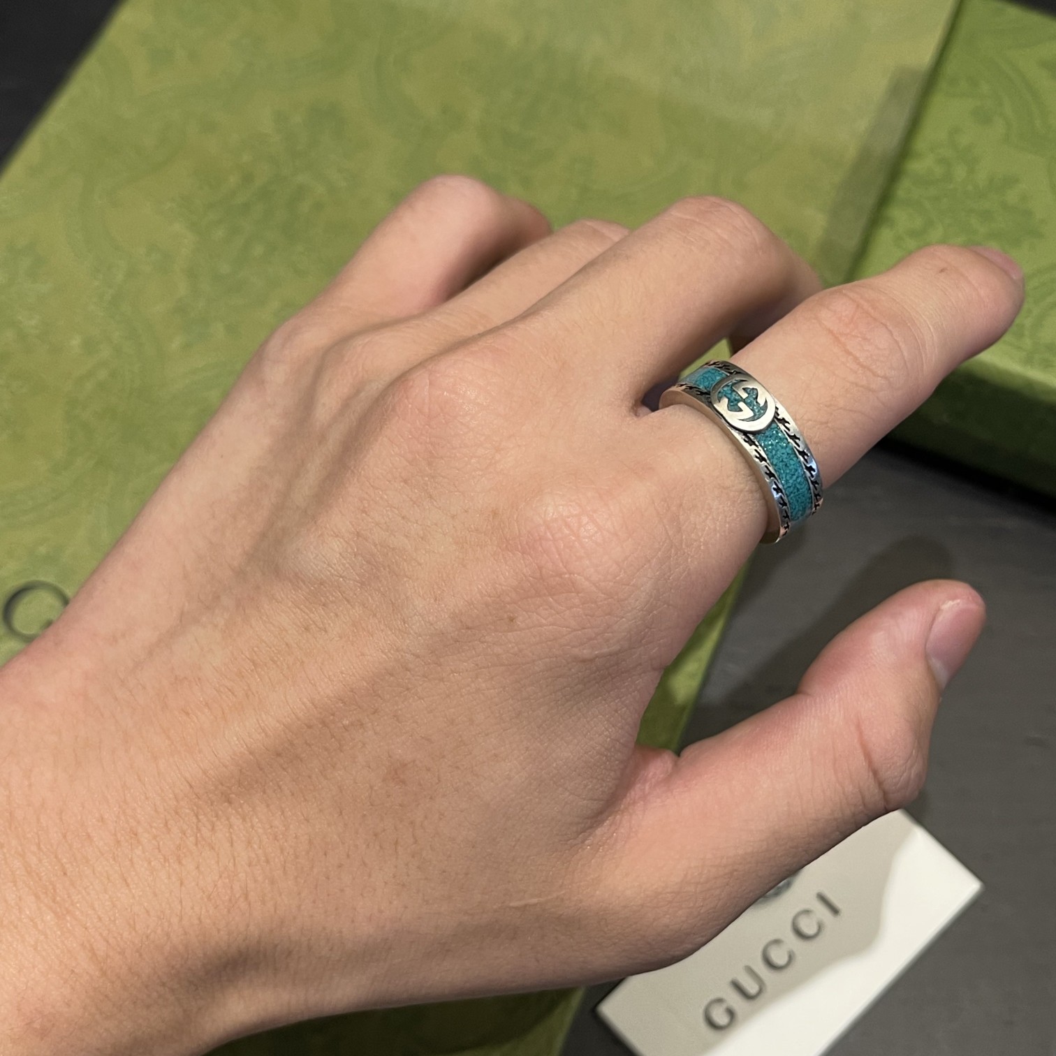 Gucci-Ring mit ineinandergreifendem G - EUR FASHION