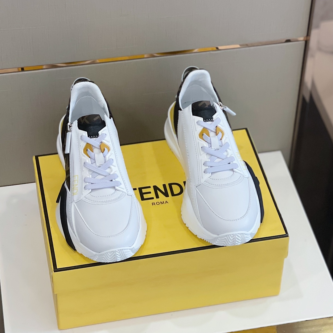 Low-Top-Sneaker „Flow“ aus weißem Leder von Fendi - EUR FASHION