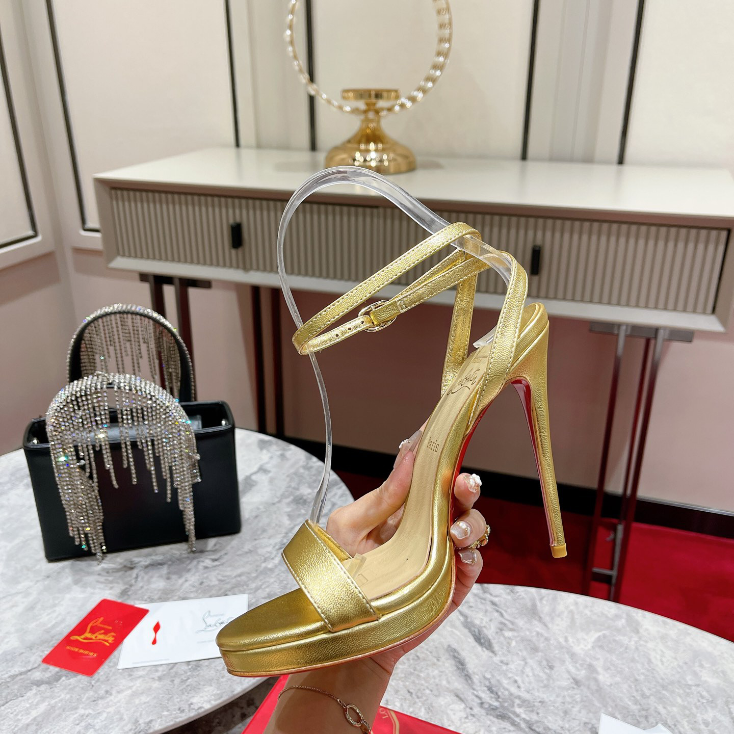 Christian Louboutin Loubi Queen Sandale (12CM) - EUR FASHION