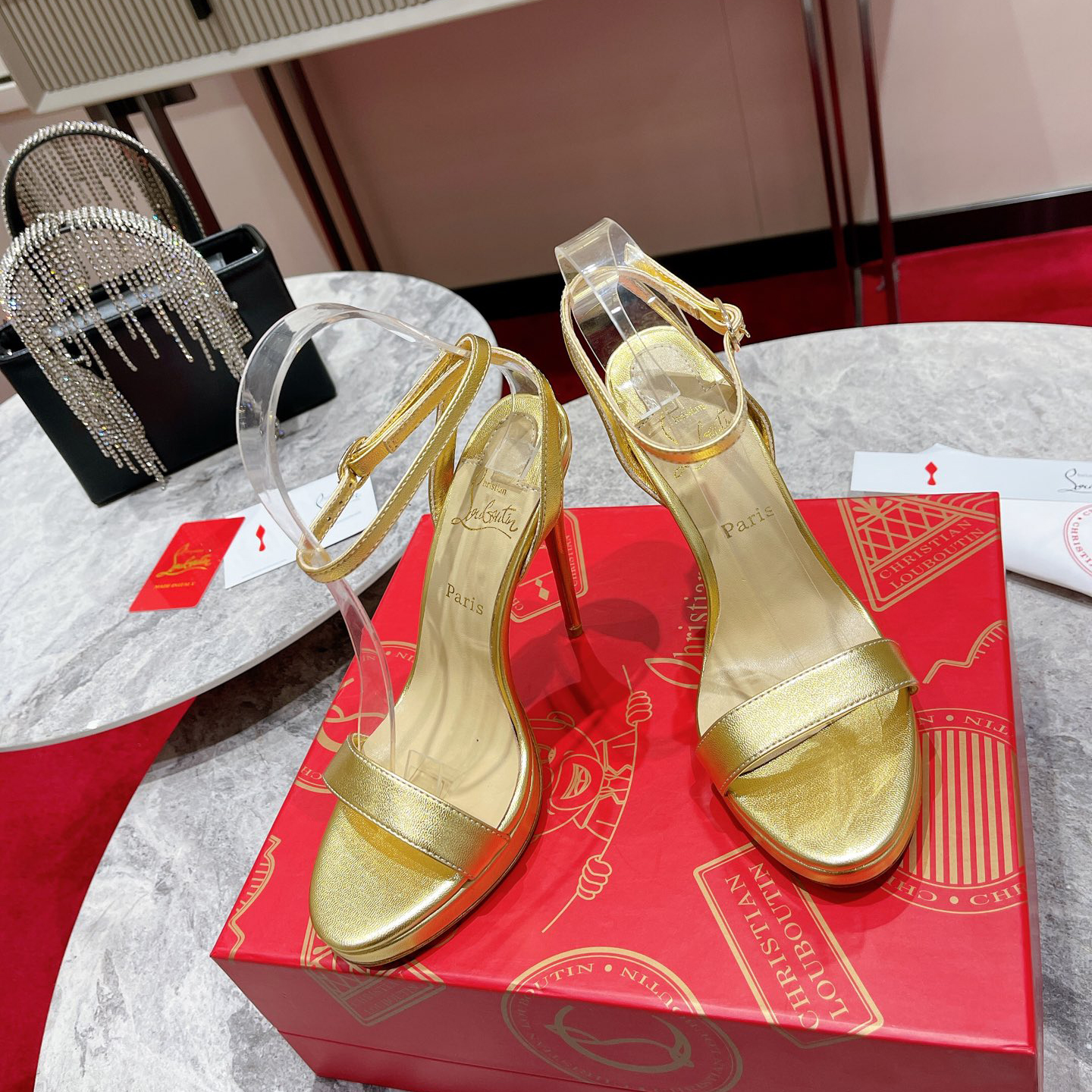 Christian Louboutin Loubi Queen Sandale (12CM) - EUR FASHION