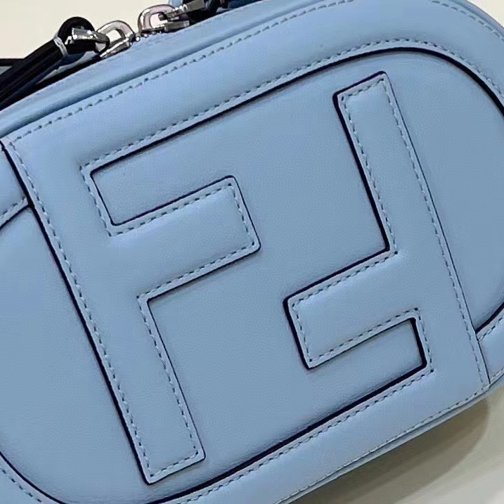 Fendi O’Lock Mini Kameratasche Hellblaue Minitasche aus Leder (21-8-13CM) - EUR FASHION