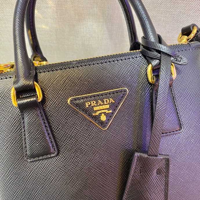 Prada Galleria Mikrotasche aus Saffiano-Leder (20–14,5–9,5 cm) 1BA906 - EUR FASHION