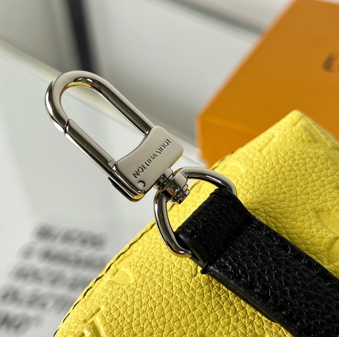 Louis Vuitton Colour Blocks Squared Beutel M00739 - EUR FASHION