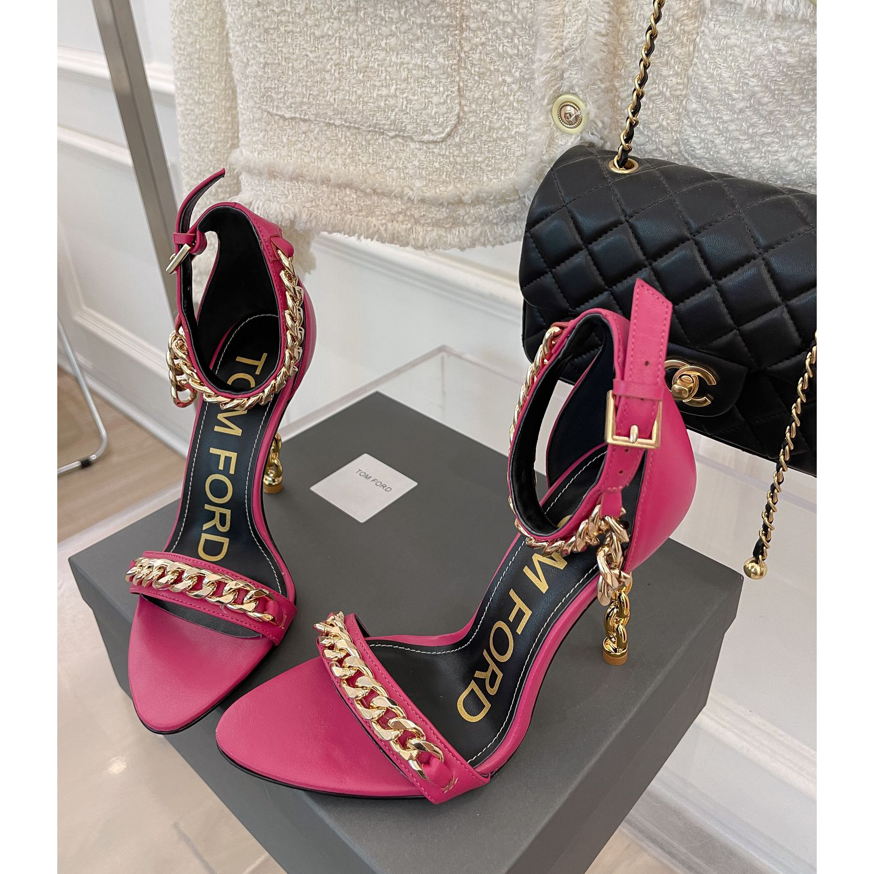 Tom Ford Ledersandalen mit Kettenbesatz und einer Absatzhöhe von 10,5 cm - EUR FASHION