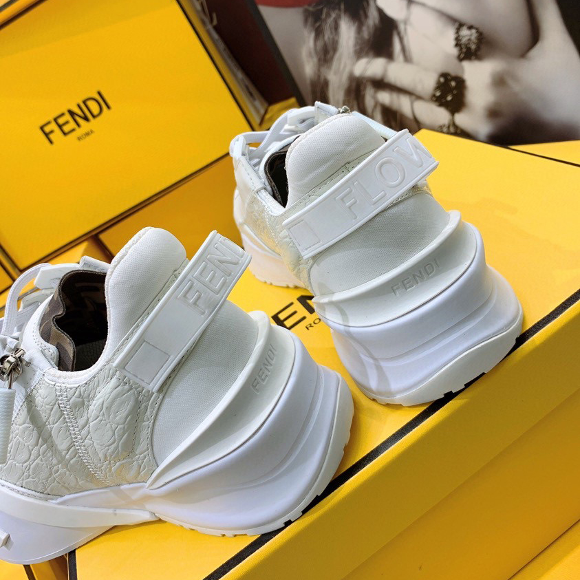 Fendi Flow beige Wildleder-Low-Top-Sneaker - EUR FASHION