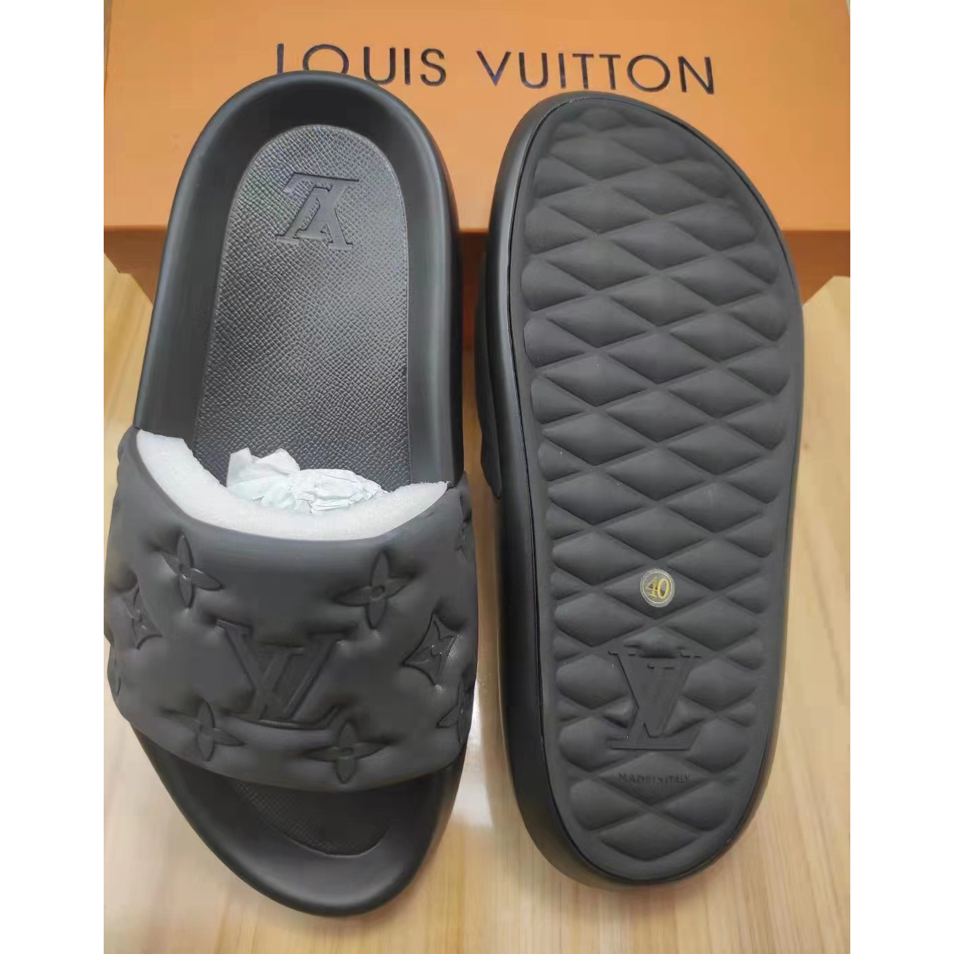 Louis Vuitton Waterfront Mule 1A9FKO - EUR FASHION