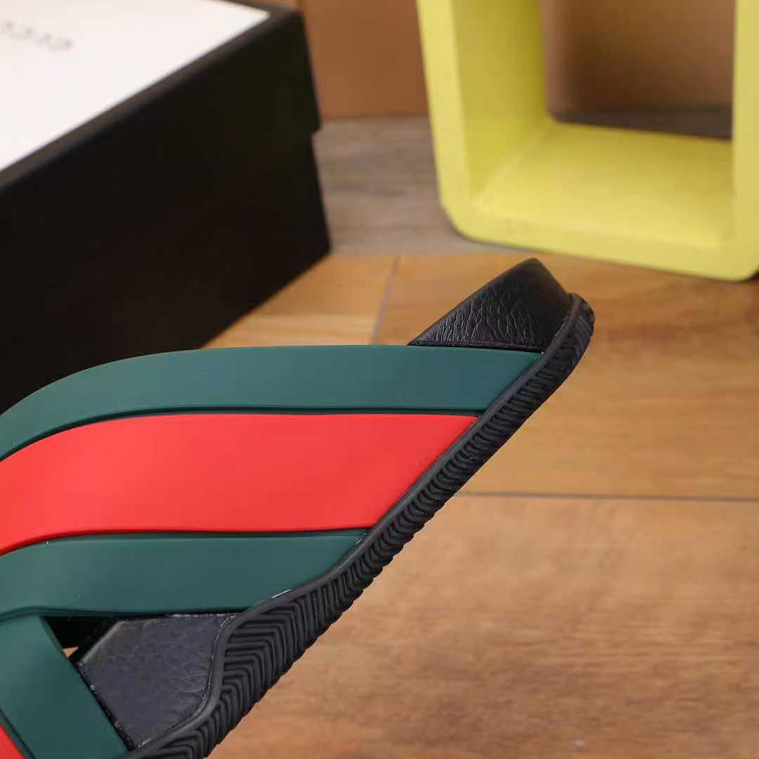 Gucci Slide-Sandalen mit Web - EUR FASHION