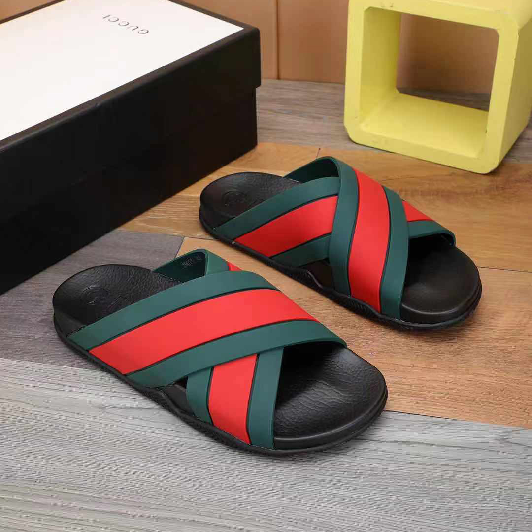 Gucci Slide-Sandalen mit Web - EUR FASHION