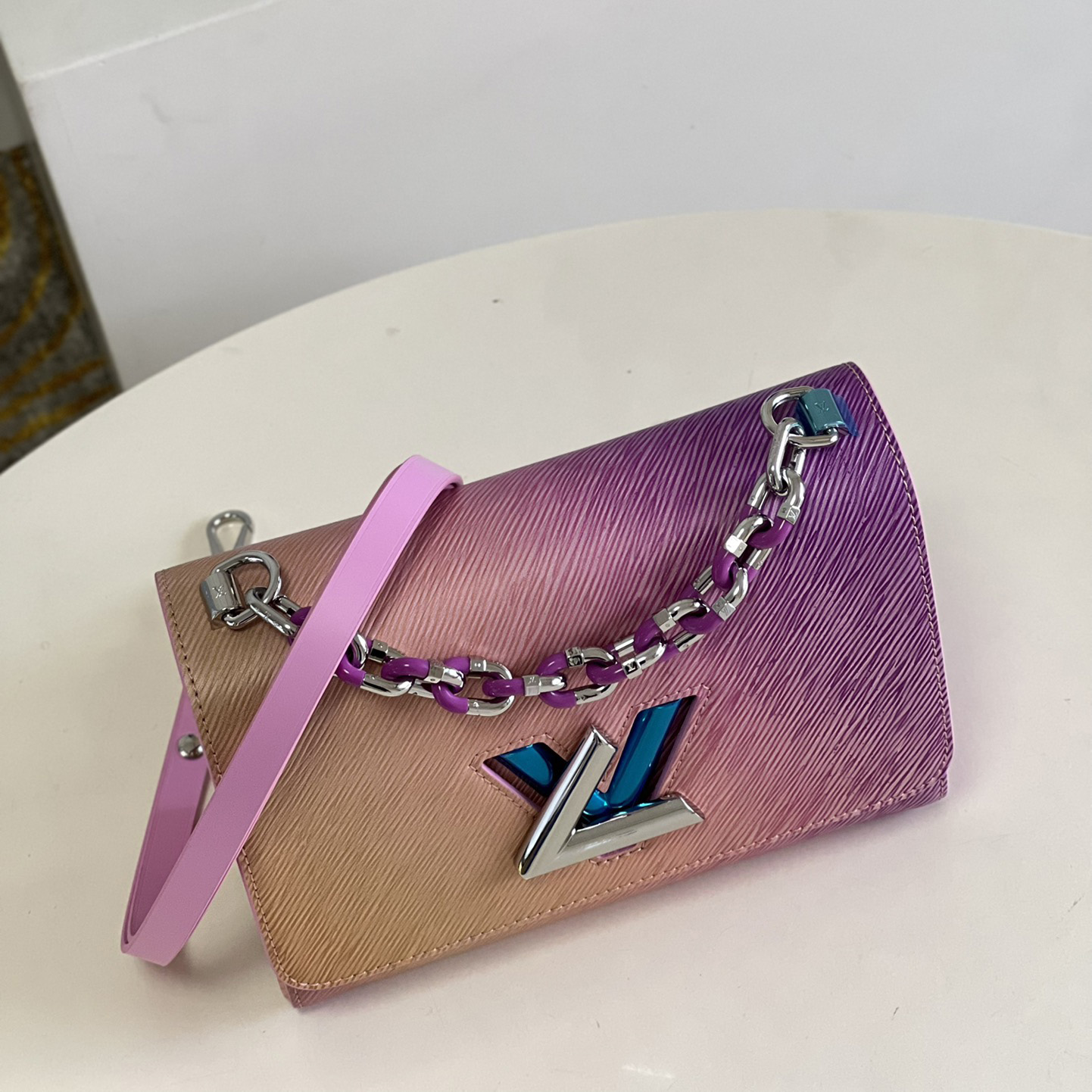 Louis Vuitton Twist MM Handtasche (23-17-9,5 cm) M59894 - EUR FASHION